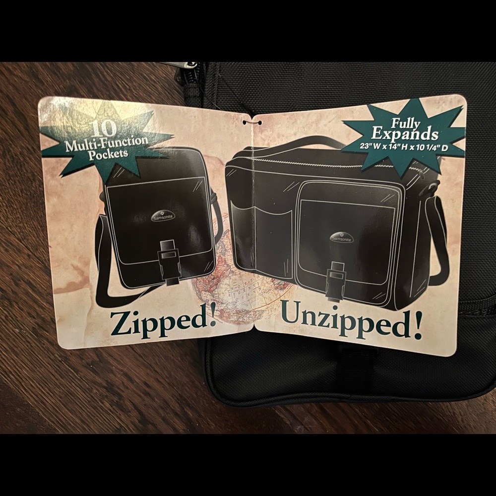 Royal Traveller by Samsonite, Two Versatile Travel Bags in One - Black